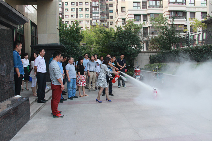 爱涛置业举办消防安全知识专题讲座